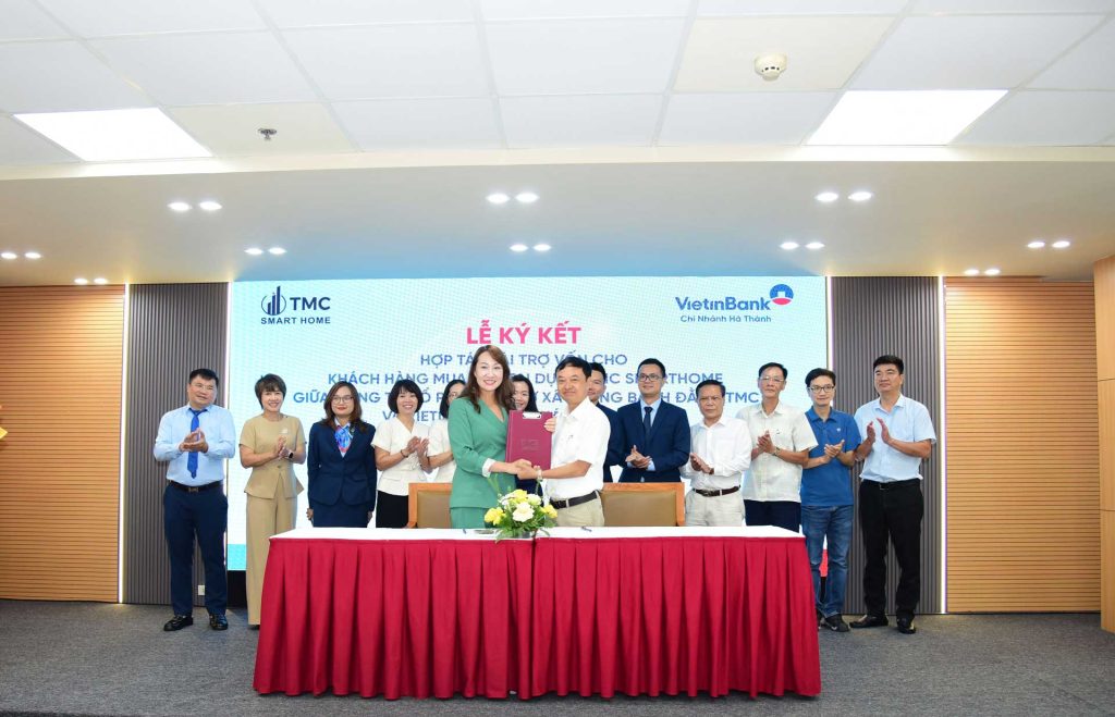 Chủ đầu tư TMC Smart Home 51 ông Nguyễn Văn Thường trong buổi lễ ký kết hợp tác với ngân hàng Viettinbank